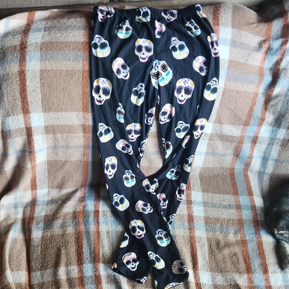 Leggings Depot Gray and White Leggings
